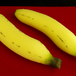 Sponge Bananas, medium/2 pieces by Alexander May