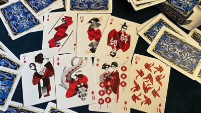 5th Kingdom Semi-Transformation, Player Edition Gilded Blue 2 Way Playing Cards - Image 3