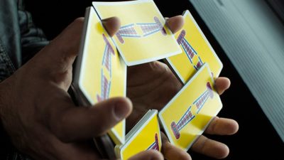Vintage Feel Jerry's Nuggets, Yellow Playing Cards - Image 6