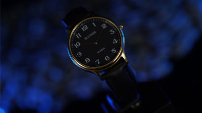 Infinity Watch V3 - Gold Case Black Dial / PEN Version, Gimmick and Online Instructions by Bluether Magic - Image 3