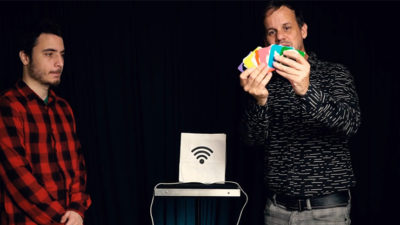 Plug it, Gimmicks and Online Instructions by Gustavo Raley - Image 2