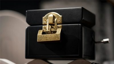 Music Box by Colin Underwood and TCC Magic - Image 3