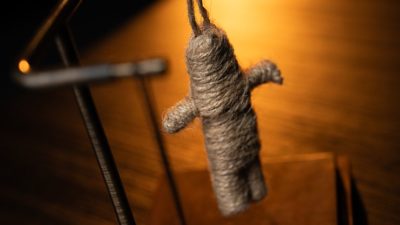 VOODOO by Tony Anverdi and Murphys Magic - Image 4