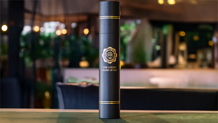 The DMC Luxury Close-Up Pad - Image 6