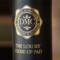 The DMC Luxury Close-Up Pad