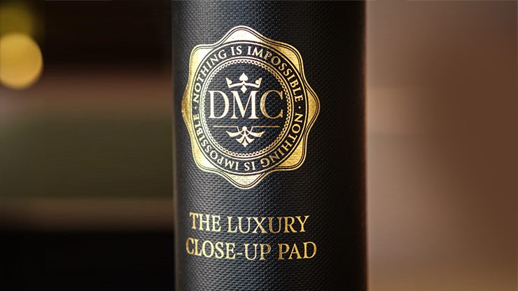 The DMC Luxury Close-Up Pad